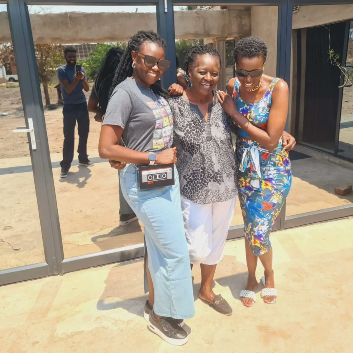 👑SELMOR tweet media