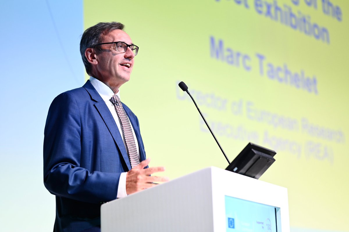 tachelet's tweet photo. I had the pleasure of opening the #ERAConference Exhibition. And it was an honour to meet projects strengthening the #EUResearchArea.
Creating a single, borderless market for research, innovation & tech across the EU will not be done in a day - but its benefits will be many! https://t.co/8V7FNvHy5h