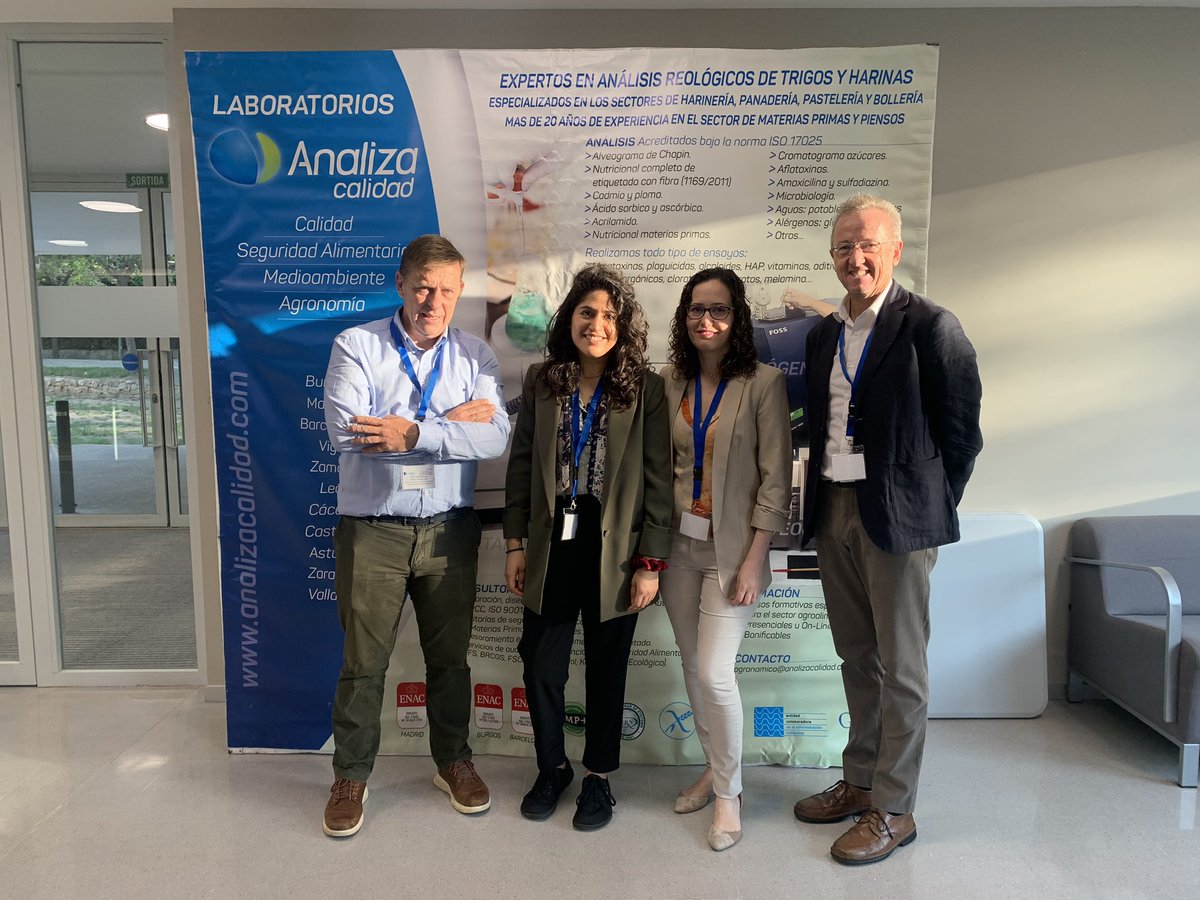 LuisMGallego's tweet image. #BuenEquipo 

#ElMejor

En #JornadasAnaliza 

#Universidad de #Barcelona 

#Calidad y #SeguridadAlimentaria 
@AnalizaCalidadM @Analizabcn @AnaAnalizaCalid @analizacalidadB 

GRUPO ANALIZA CALIDAD