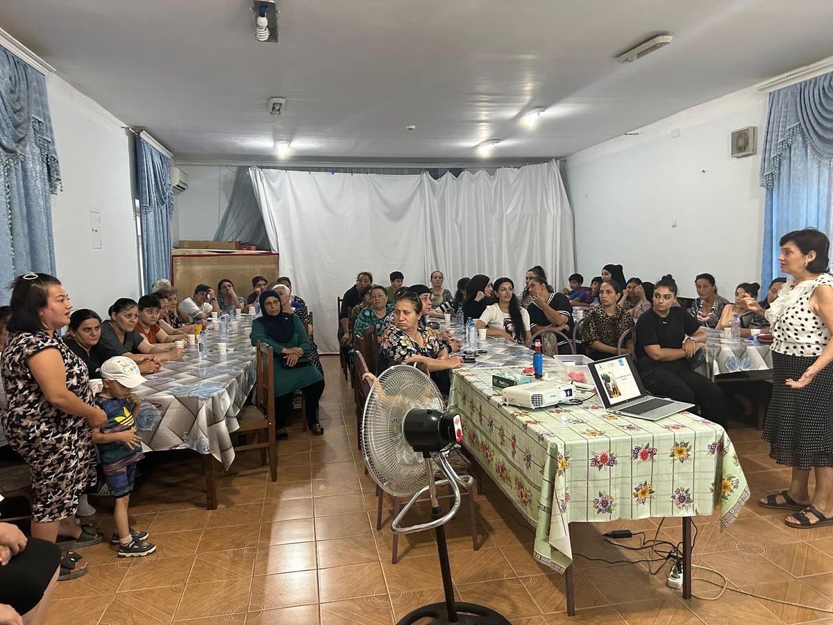 Ailə və Uşaqların Sosial İnkişafına Dəstək ictimai birliyi Azərbaycan Respublikasının  Qeyri-Hökumət Təşkilatlarına Dövlət Dəstəyi  Agentliyinin kiçik qrant müsabiqəsi çərçivəsində “Gigiyena sağlamlığın təməli kimi” layihəsinin  təlimi keçirildi.