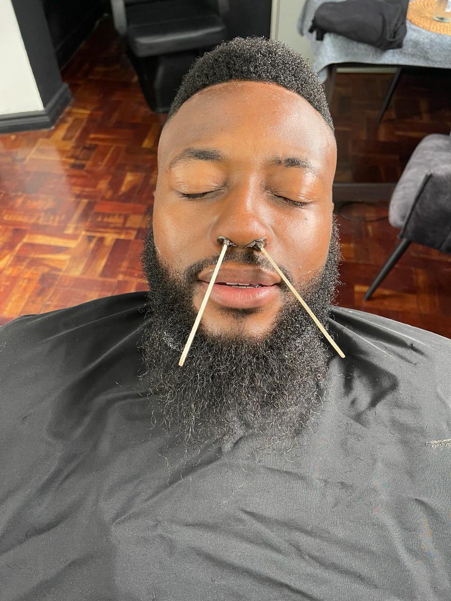Say goodbye to unwanted nose hair! 

✅Nose waxing offers a clean, smooth look, better breathing, and longer-lasting results than trimming. 

📍 2 Bolton Road Rosebank, Johannesburg 

Call ☎️ to book ASAP. 010 001 2683 OR use link myappointment.co.za/brothers-lounge