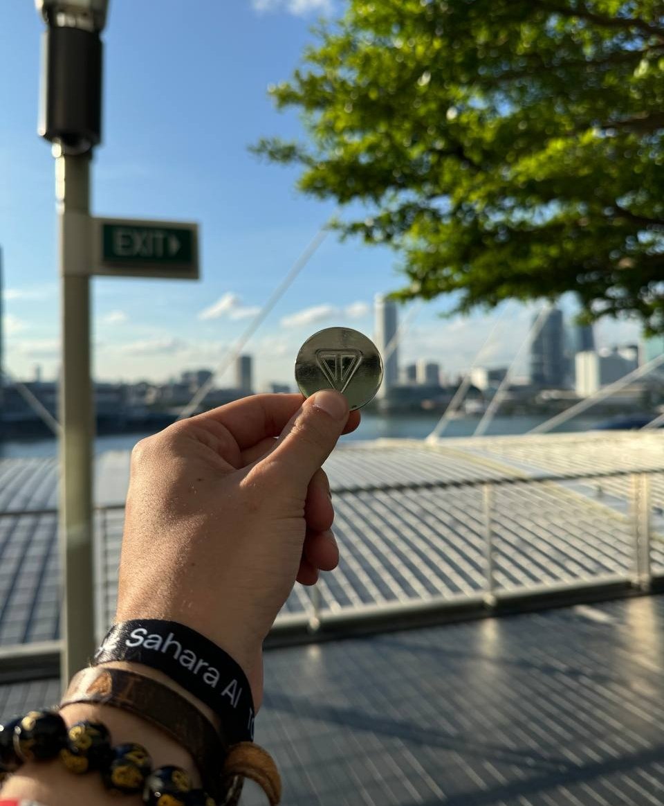 Gm from Token2049 💎