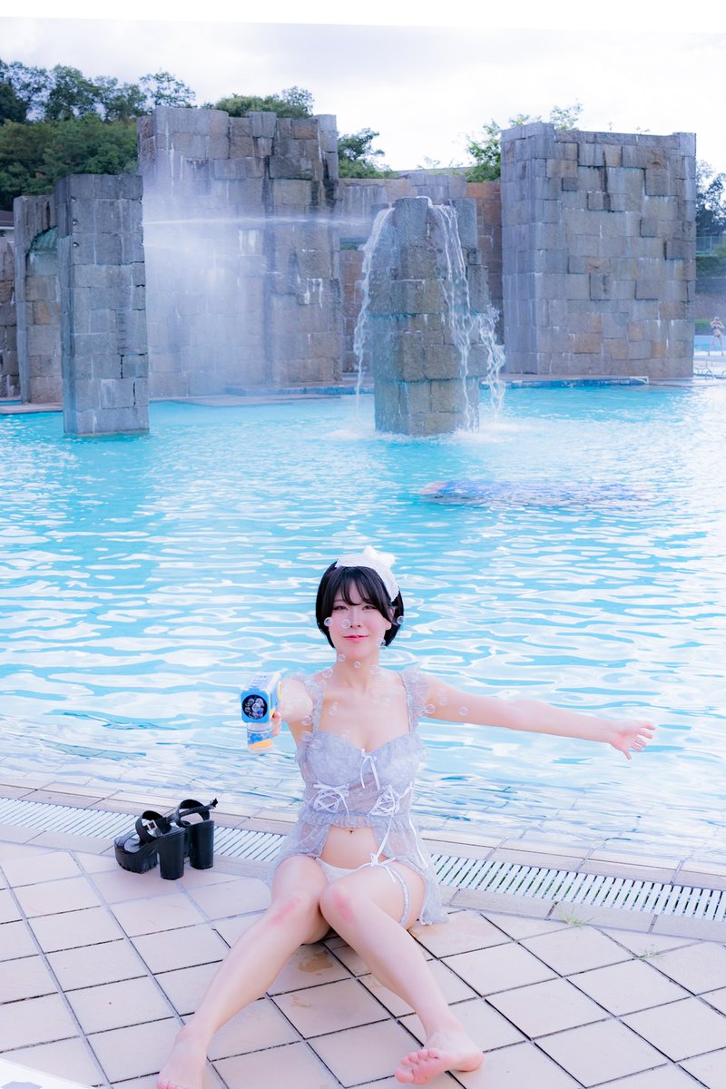チャンス撮影会さん企画　関西プールフェス
2024.09.16 京都
モデル: 山中おくらさん　<a href="/ymnnkn_okura/">山中おくら</a>
バテてたら「大丈夫ですか？」と優しく声を掛けてくれた。素敵💓
＃山中おくら
#チャンス撮影会
#関西プールフェス
