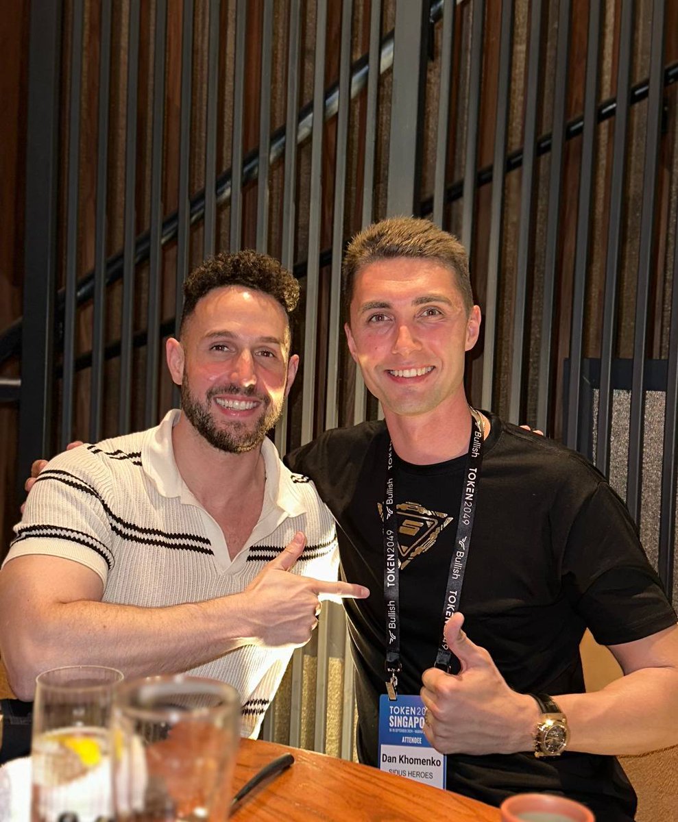 $SUPER &amp; $SIDUS opening new chapter in Telegram Gaming w/ <a href="/tonstationgames/">TON Station</a>!
<a href="/elliotrades/">EllioTrades</a> and @sidusmaster discuss global strategy to make TON Station biggest premium App Store platform on Telegram at <a href="/token2049/">TOKEN2049</a>!