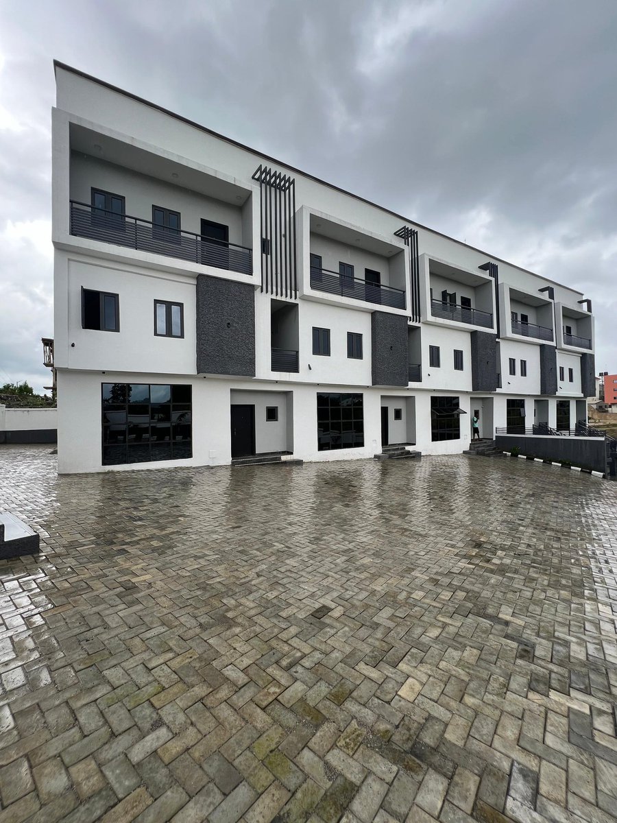 For Sale | 4 Beds | Life Camp 

This is a 4 Bedroom Terrace Duplex with a BQ in Life Camp District. Fully Finished.

Landmark: Berger Clinic

Asking Price : N150M NET 

Don't miss out on this incredible investment opportunity. 

Contact us today to schedule a viewing appointment.