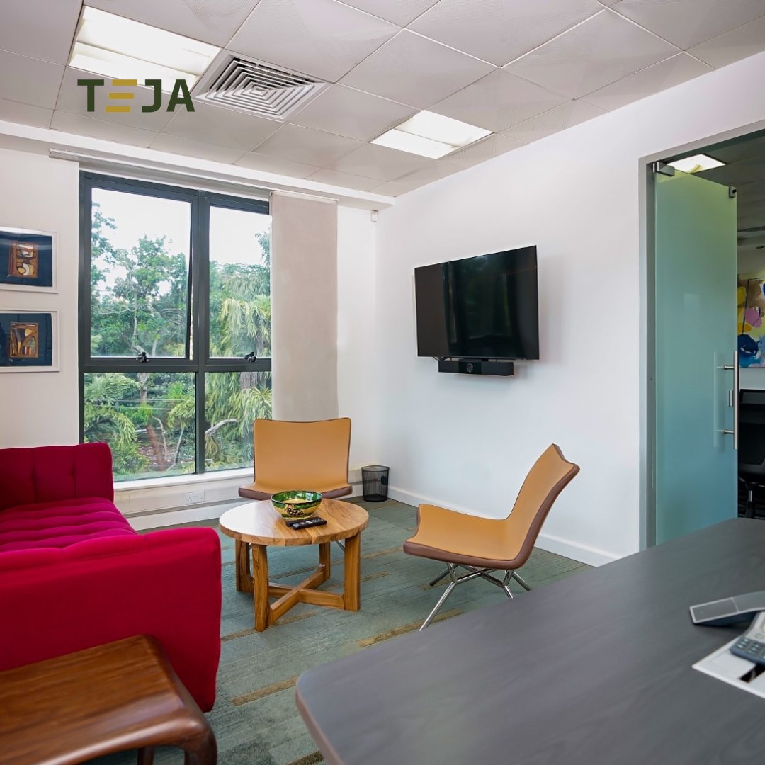 TejaSpaces's tweet photo. Need a meeting room? At Teja Spaces, you can book our fully equipped rooms—even without membership! 🌟 Members enjoy it included. Perfect for closing deals or brainstorming big ideas. 💼

📞 DM us to book your space today! #coworking #TejaSpaces https://t.co/iLkiBQNK2V