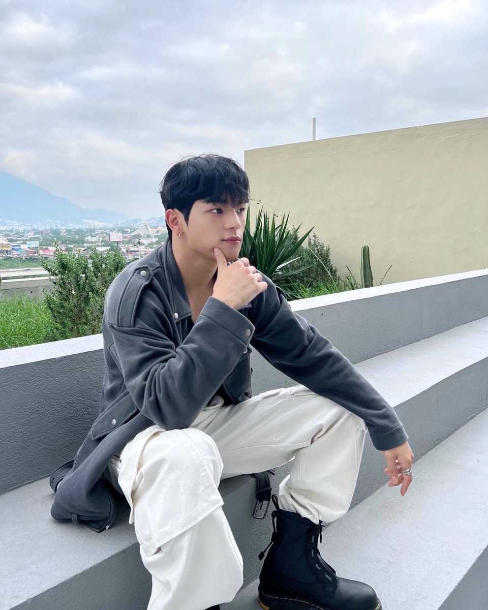 woooojinn's tweet photo. [#우진] ✌️

#KIMWOOJIN #김우진
#ILIKETHEWAY
#KIMWOOJIN_ILIKETHEWAY
#KIMWOOJIN_ILIKETHEWAY_in_LatinAmerica https://t.co/civJEMSmk4