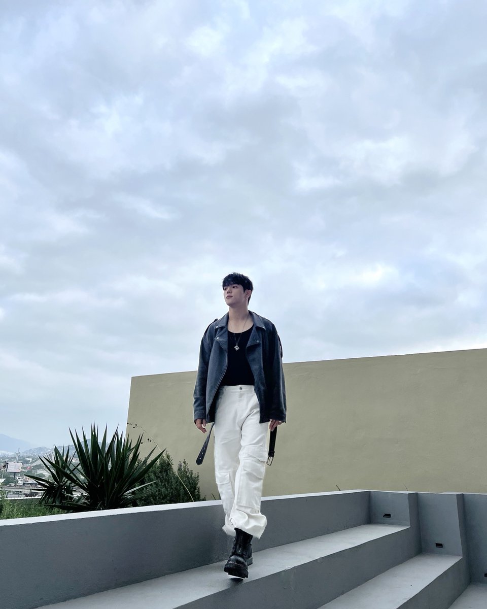 woooojinn's tweet photo. [#우진] ✌️

#KIMWOOJIN #김우진
#ILIKETHEWAY
#KIMWOOJIN_ILIKETHEWAY
#KIMWOOJIN_ILIKETHEWAY_in_LatinAmerica https://t.co/civJEMSmk4
