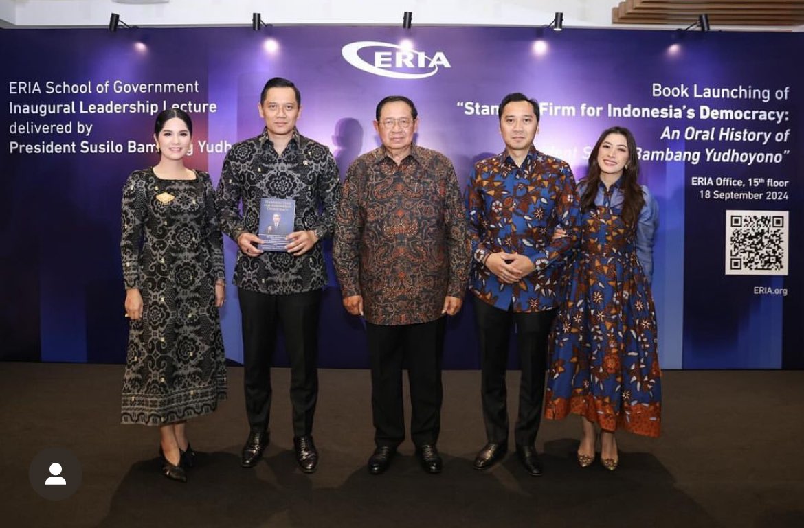 BUKU TENTANG PERJALANAN KEPEMIMPINAN PAK SBY

Semalam, Rabu (18/09/2024), dengan penyelenggara ERIA (Economic Research Institute for ASEAN and East Asia), telah diluncurkan buku yg berjudul: “Standing Firm For Indonesia’s Democracy: An Oral History of President Susilo Bambang