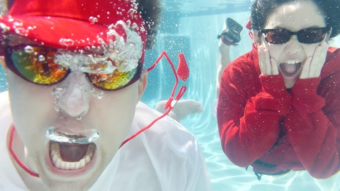 okwow_orono's tweet image. オロノの新しいバンド
「cheese touch」が
1st Single「POOL」をリリース‼️🐄🐄
MVもYouTubeで公開されました☺️🙌☺️
youtu.be/AkhPNt811VY?si…
明日のTBSラジオ #金曜ボイスログ 内
「Orono Says, "OK Wow!"」でも
撮影エピソードございます📻⚡️
#okwow
#cheesetouch
#superorganism
#orono