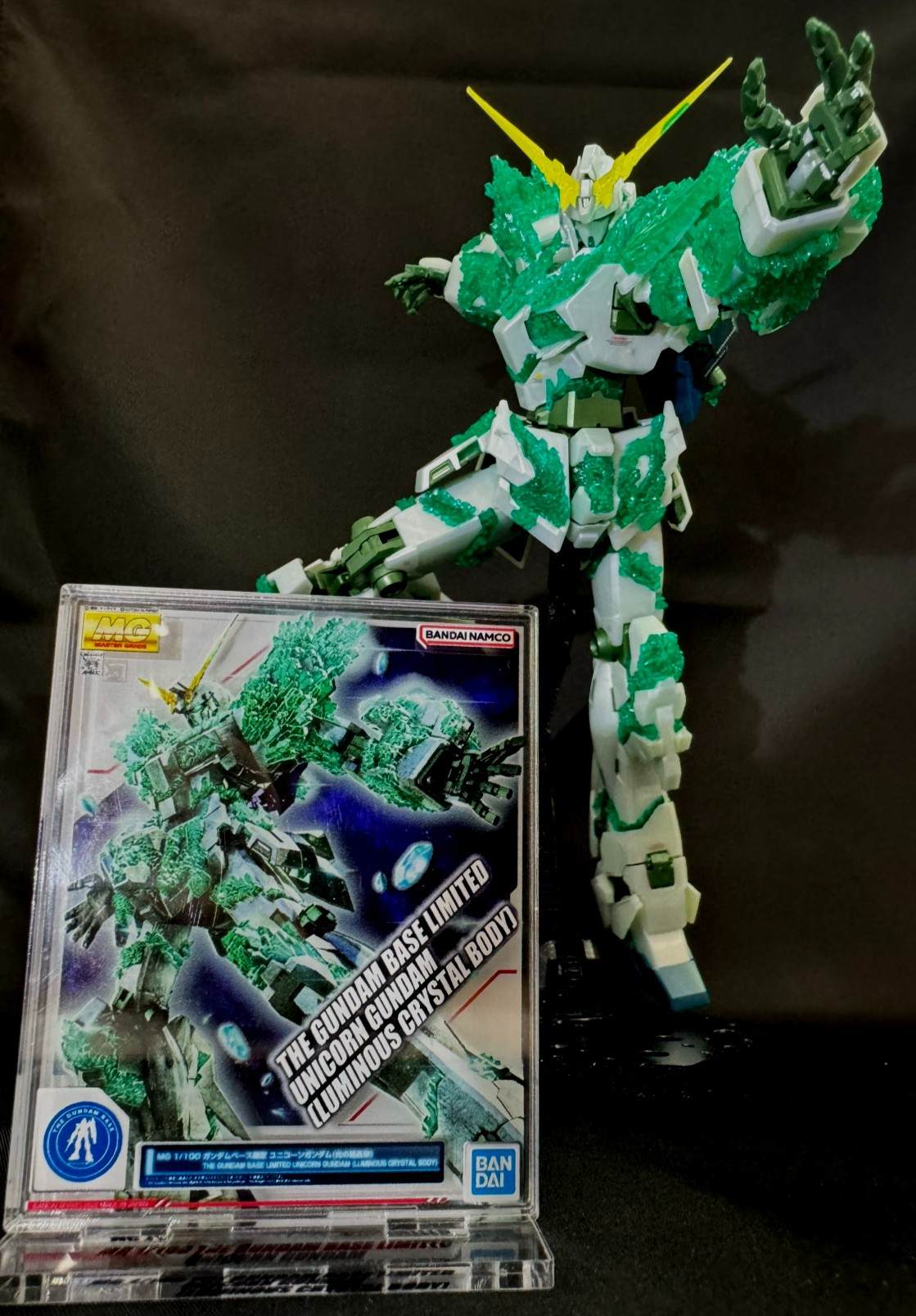 MG 1/100 ユニコーンガンダム (ルミナスクリスタルボディ) 【公式通販】