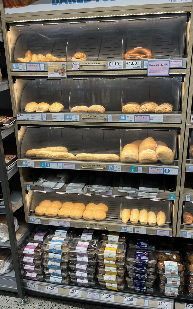 KiaBullen's tweet photo. Love a good bakery shift , 8 o clock in the morning - great availability 😍💙it’s been a while https://t.co/sJLfL5mxXo