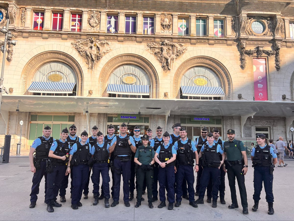 👏 Un immense merci à nos gendarmes, actifs et réservistes, pour leur engagement exemplaire durant les JO et Paralympiques ! 🏅
Grâce à eux, la sécurité de tous a été assurée. Votre dévouement est une fierté ! 💪🇫🇷
#JO2024 #Gendarmerie