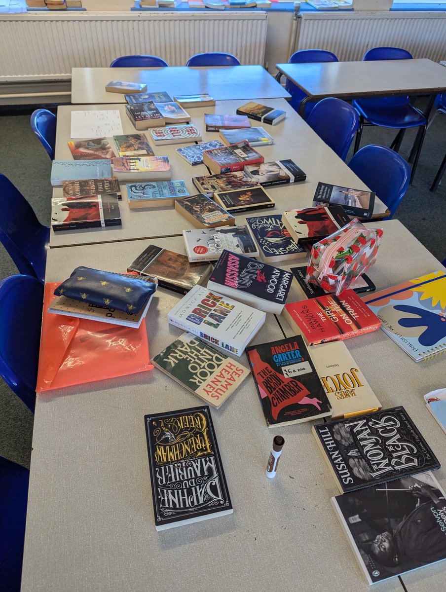 The aftermath of today's Y13 English Literature lesson, where we discussed selecting texts for the coursework! 🤟