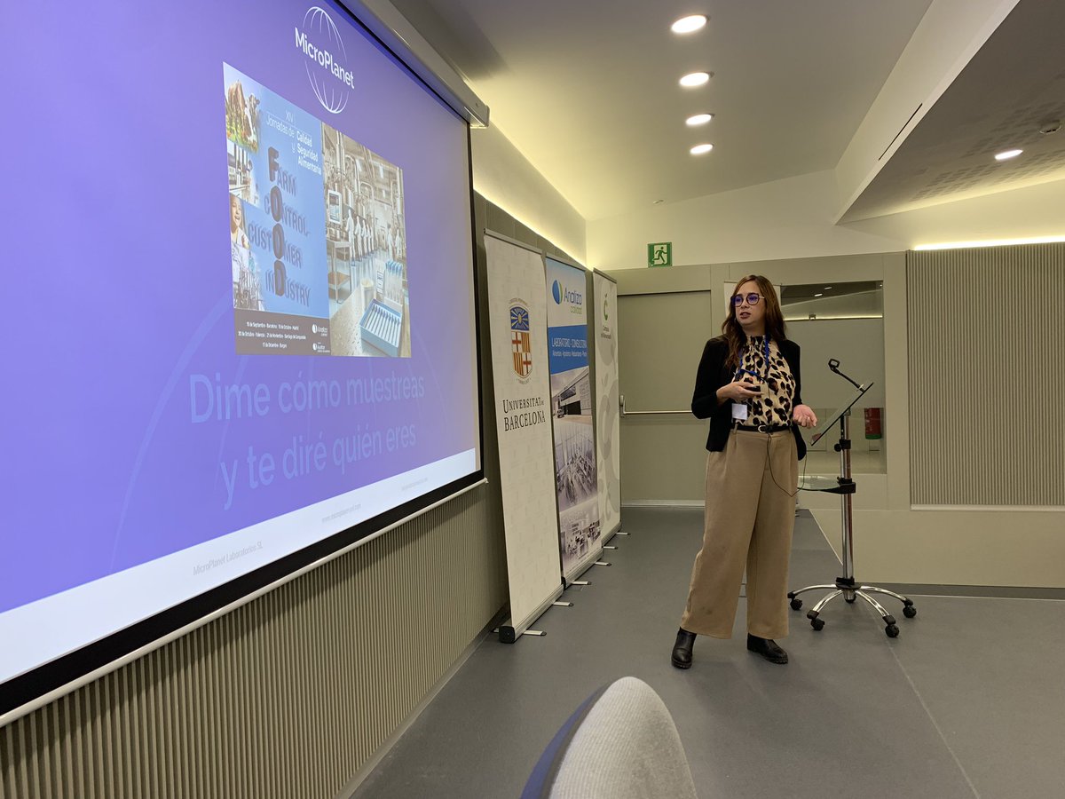 LuisMGallego's tweet photo. #Muestreo en #Control de #Alimentos y #Aguas por Jessica Pernia Especialista Producto MicroPlanet Laboratorios @microplanetpsl
Hoy en #Universidad #Barcelona Campus #Toribera
#JornadasAnaliza
GRUPO ANALIZA CALIDAD https://t.co/kmNpXQSqQn