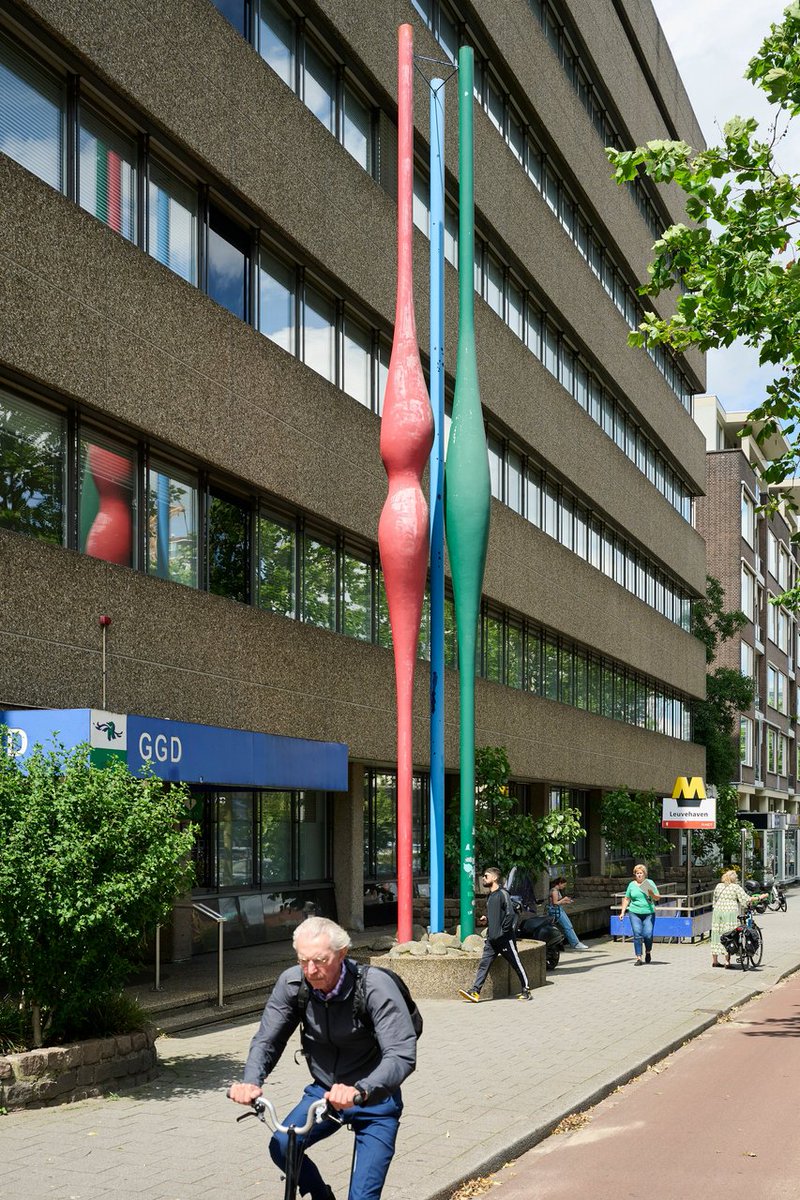 De <a href="/GGD_RR/">GGD Rotterdam-Rijnmond</a> gaat verhuizen. Na meer dan 80 jaar aan de Schiedamsedijk, opent de GGD op 2 oktober de deuren aan de Zalmstraat 7.

Over het oude pand zijn talloze verhalen en herinneringen van medewerkers. 

Lees er alles over in dit artikel: rotterdam.nl/ggd-rotterdam-…