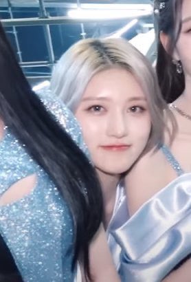 oOoO_ive's tweet image. 약간 이런 느낌