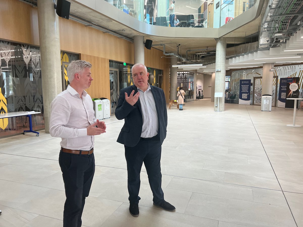 MartinRhodes21's tweet photo. Pleasure to visit @UofGlasgow and meet with Professor Sir Anton Muscatelli to discuss the University’s role as a growth engine for Glasgow.

The new campus development is impressive, with world-class research &amp; teaching spaces benefiting students, staff, and the wider community. https://t.co/RG4JUfCGjx