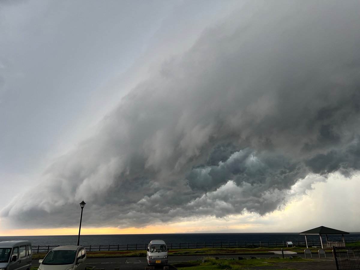 Meanwhile, in Japan…
#photo #japan #weather
