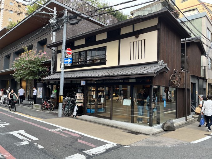 六角通自体久しぶりに通る 