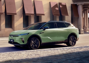 autofans's tweet photo. Voyah Courage stoeft met 800 km range, komt naar België (2024) https://t.co/N92S6CObF3 https://t.co/ljUwMJUzc6