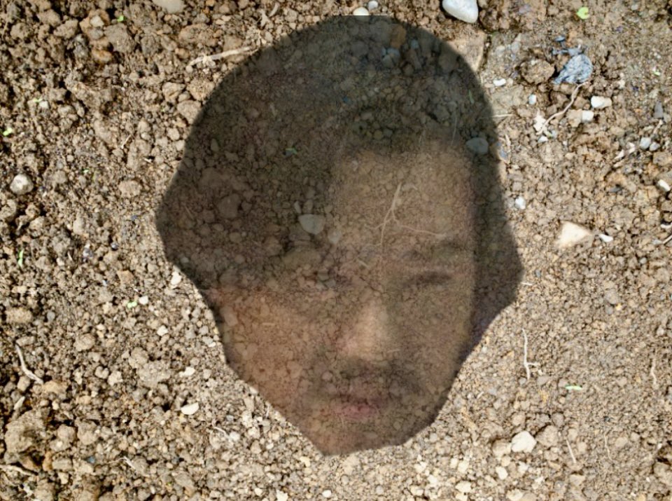 KOUsiyouze's tweet photo. 【ホラー】 

元地面師の地面です。

あなたも地面になりませんか

とても暖かいです。 https://t.co/sjiVn3jtJ1