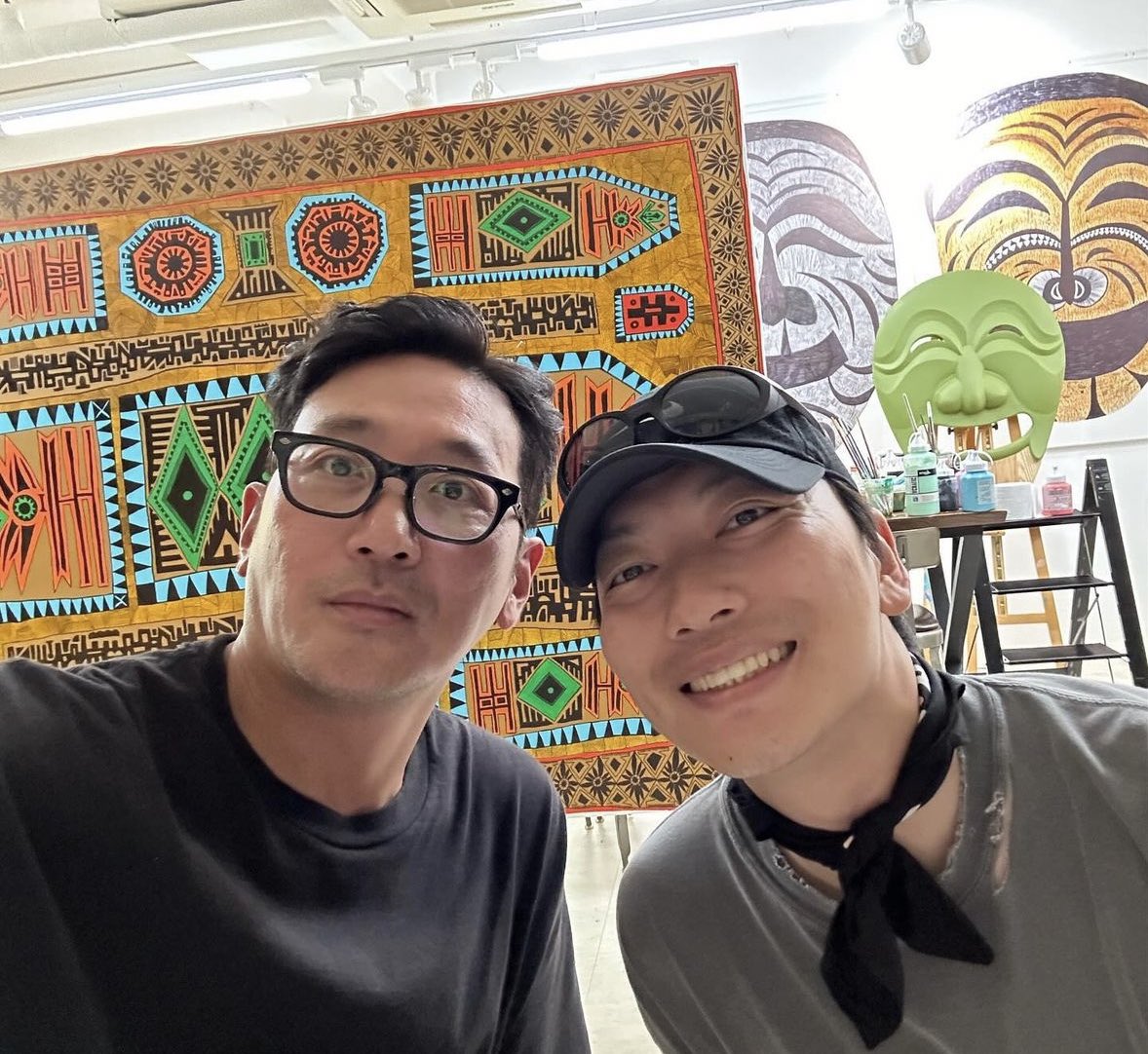 동휘배우님과 오빠의 귀여운 투샷🥹🤍
#하정우 #이동휘