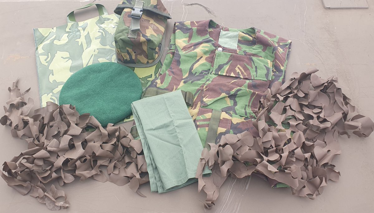 Kids army playset.....Ideal Gift for a little soldier!
ebay.co.uk/itm/3560639022…