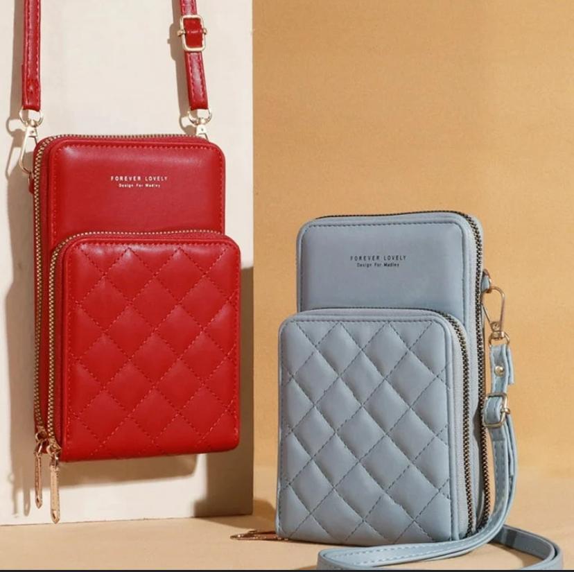 Restocked 😊💃💃

Looking for a simple &amp; beautiful cross bag?! End the search, we got you covered!!

🏷️20,000

We deliver Countrywide
📞0764138559