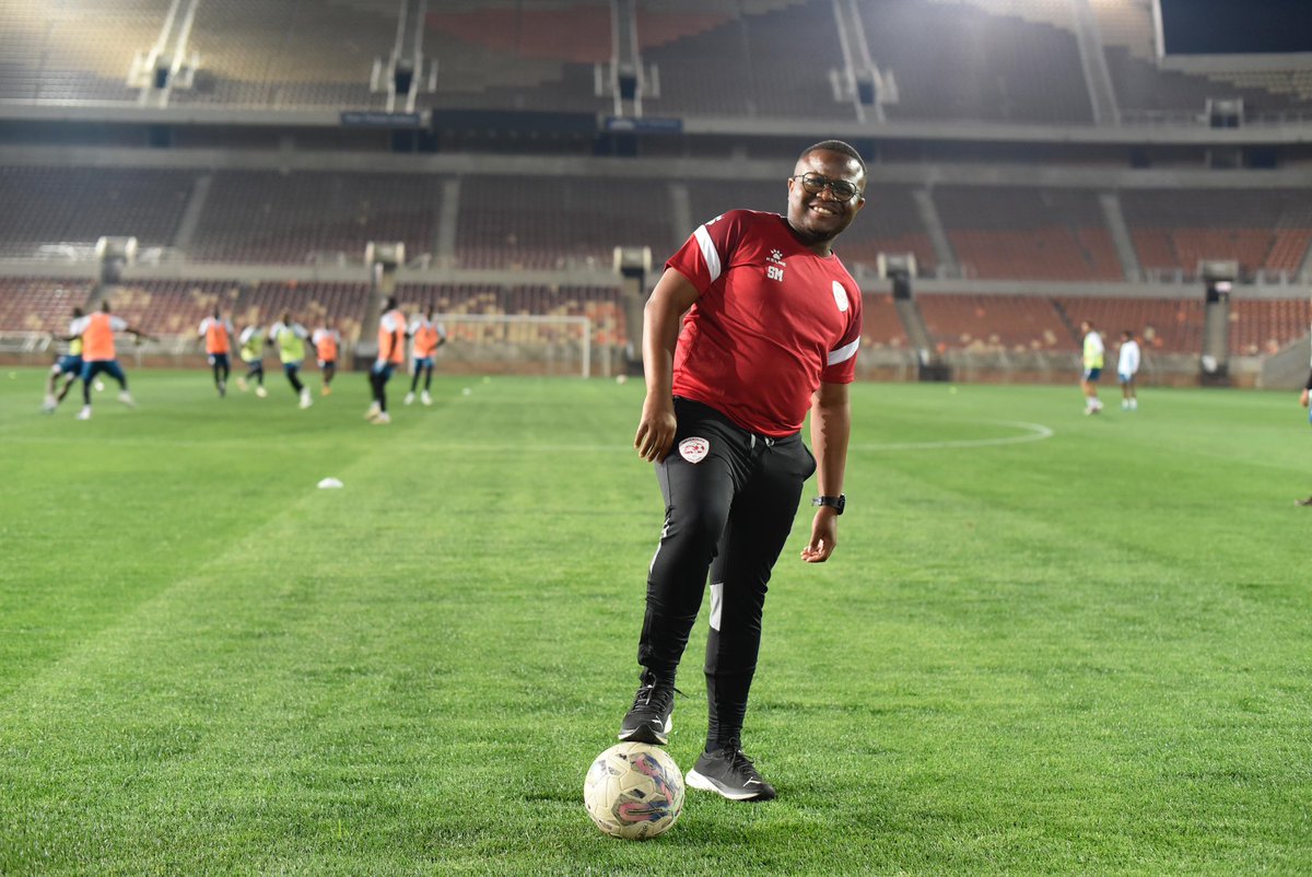 SinesiphoMali's tweet image. Bio Updated, 🔝🦔⚽️

#PerformanceAnalyst #TechnicalScout