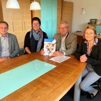 „Eine Infobroschüre für alle Generationen“: Neue Broschüre für eine barrierefreie Raumgestaltung vorgestellt landkreis-straubing-bogen.de/buergerservice…