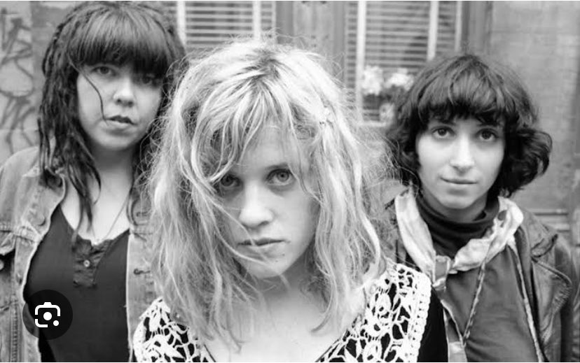 JamesKyuss's tweet photo. @TheExtremeMusi1 Babes in Toyland https://t.co/N739gqxQhH