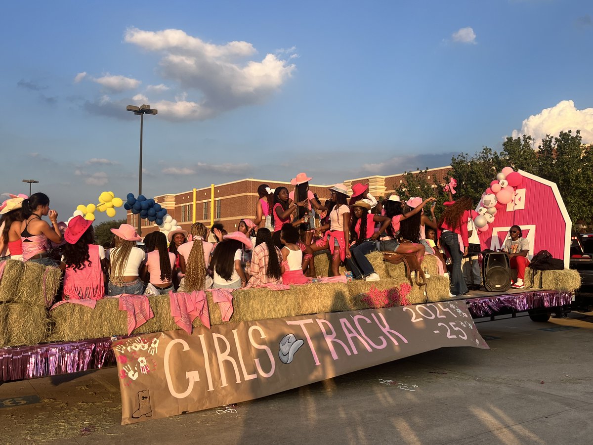Ranch Track/XC (@ranchxcandtrack) on Twitter photo Another 1st place! #Homecoming2024 CYPRESS RANCH LADY MUSTANGS TRACK AND FIELD! <a href="/cyranchfootball/">Cypress Ranch Football</a> <a href="/cyranchfootball/">Cypress Ranch Football</a> <a href="/CyRanchBoosters/">Cypress Ranch Athletic Booster Club (CRABC)</a> <a href="/cypressranch/">cypressranch</a> Another 1st place! #Homecoming2024 CYPRESS RANCH LADY MUSTANGS TRACK AND FIELD! <a href="/cyranchfootball/">Cypress Ranch Football</a> <a href="/cyranchfootball/">Cypress Ranch Football</a> <a href="/CyRanchBoosters/">Cypress Ranch Athletic Booster Club (CRABC)</a> <a href="/cypressranch/">cypressranch</a>