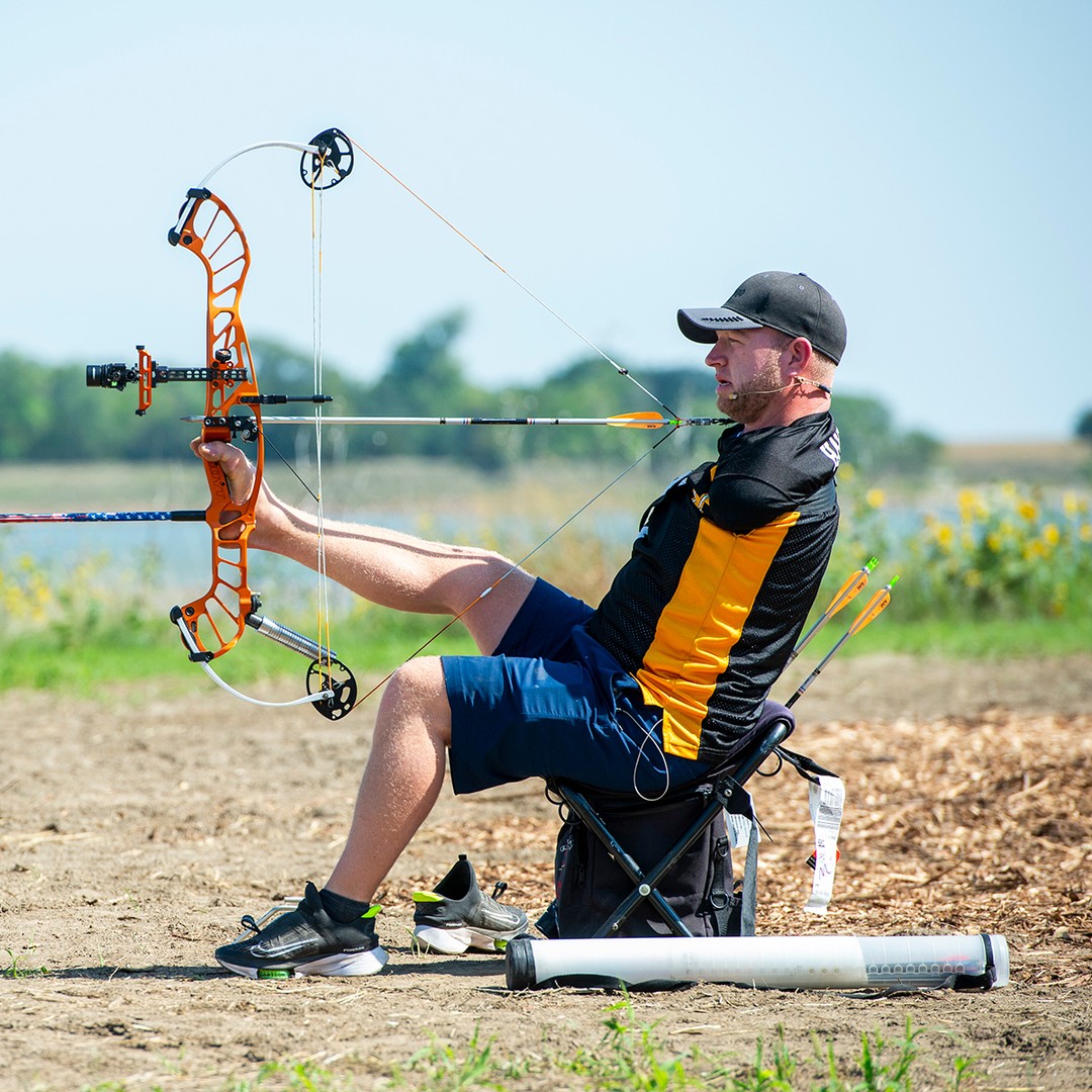 targetfocused's tweet photo. We're heading to the Missouri River Outdoor Expo. This is the largest outdoor expo in the Midwest. With more than 100 free activities planned, there is something for everyone to touch, see and do. One of our favorites is watching Matt Stutzman, The @armlessarcher 🏹 https://t.co/j3aQjvxxkw