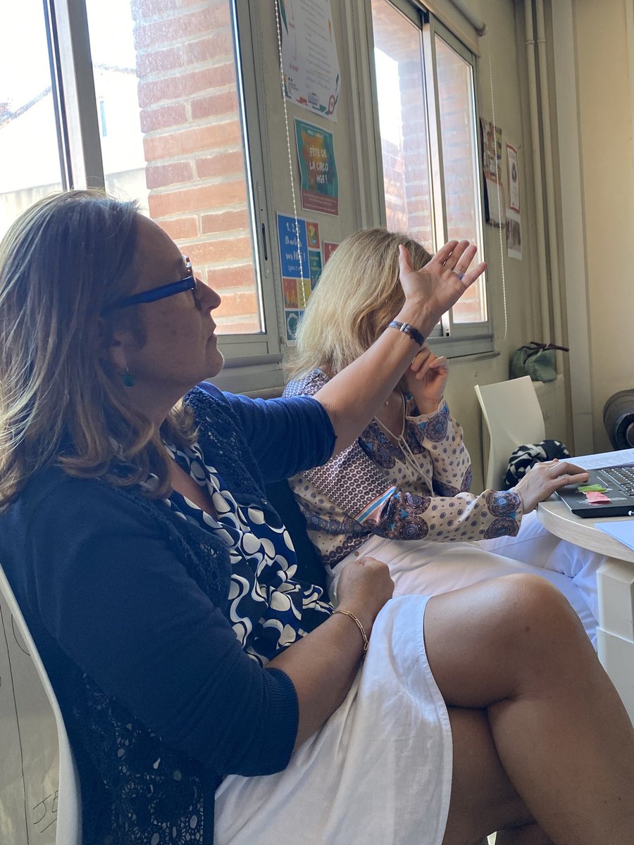 Temps de travail du Groupe de Pilotage Langue Française 31 avec <a href="/HMontrejeau/">Hélène Montréjeau</a> et les Conseillères Pédagogiques Départementales ... perspectives de formation et préparation des premières rencontres.