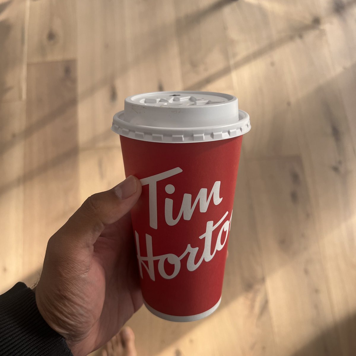 internetVin tweet media