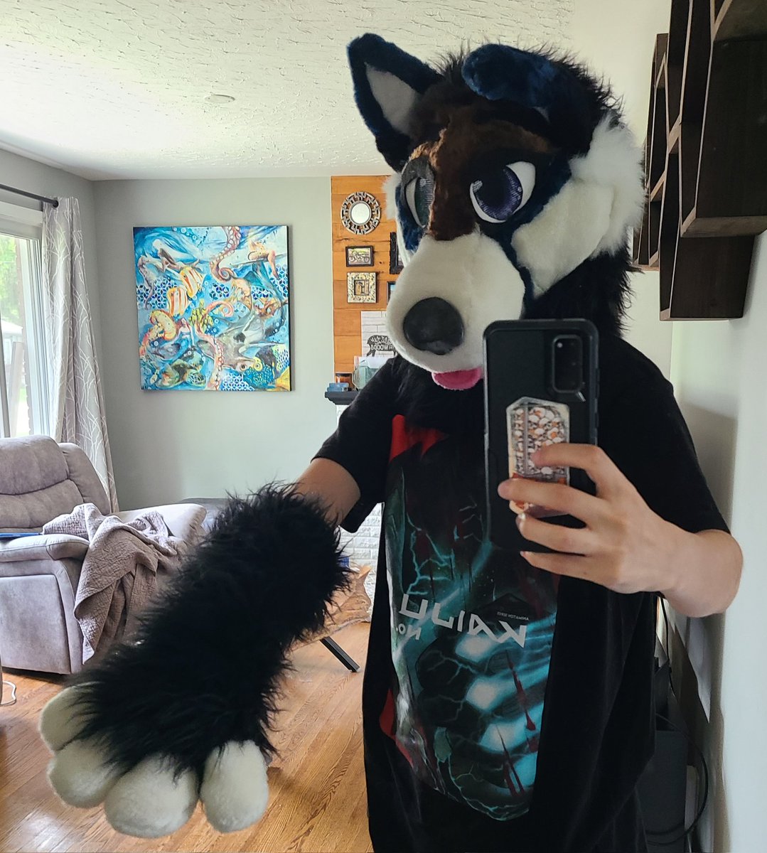 StaticJackal's tweet photo. FURSUIT FOR SALE!
need to pay rent but I'm short since I was sick last week. Clearing this guy out.
Fursuit partial, head, paws, tail. Comes with character rights and a badge.
Maker: Bee.sic on Instagram 
More info in the thread below! https://t.co/YjDYK7R7vr