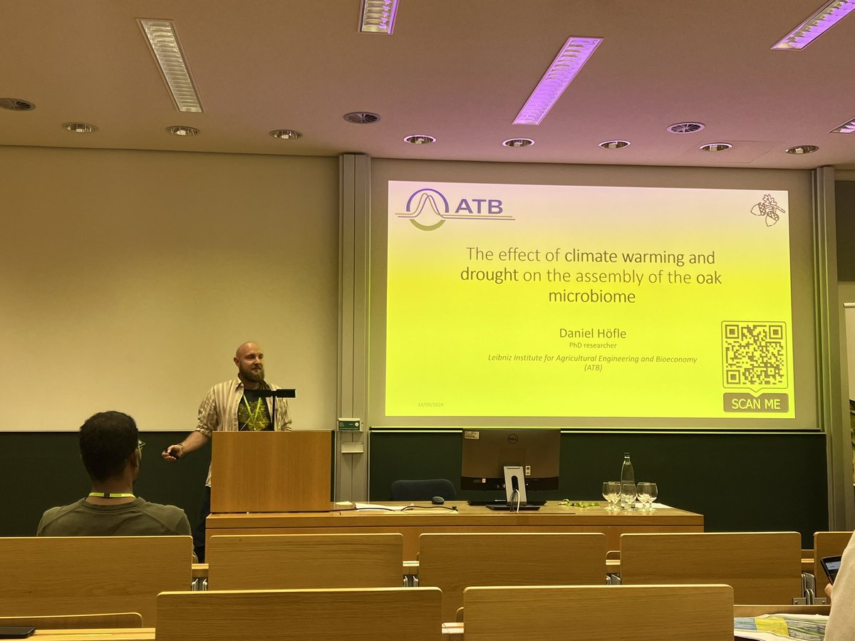 AAbdelfattah_'s tweet image. Finishing the second day on #microbiome research at #Landscape2024 @GBerg_ubt @wisnu_adi_w @dinesh__krishna @DHofle @cbclobato @KristinaMichl1 great talks