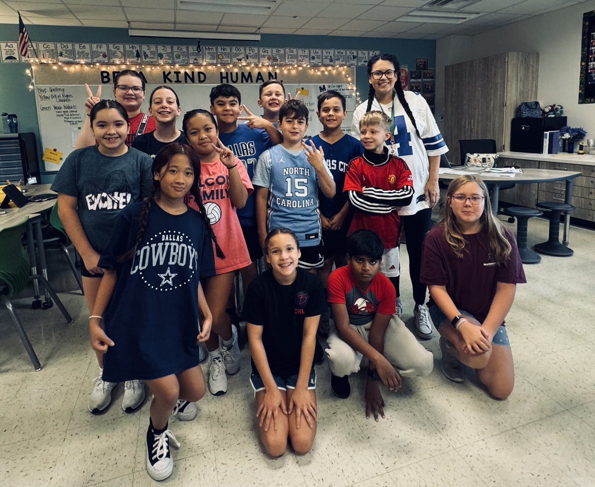 We’re team kindness at <a href="/GardenRidgeES/">Garden Ridge ES</a> #gr8gators
<a href="/LewisvilleISD/">Lewisville ISD</a>