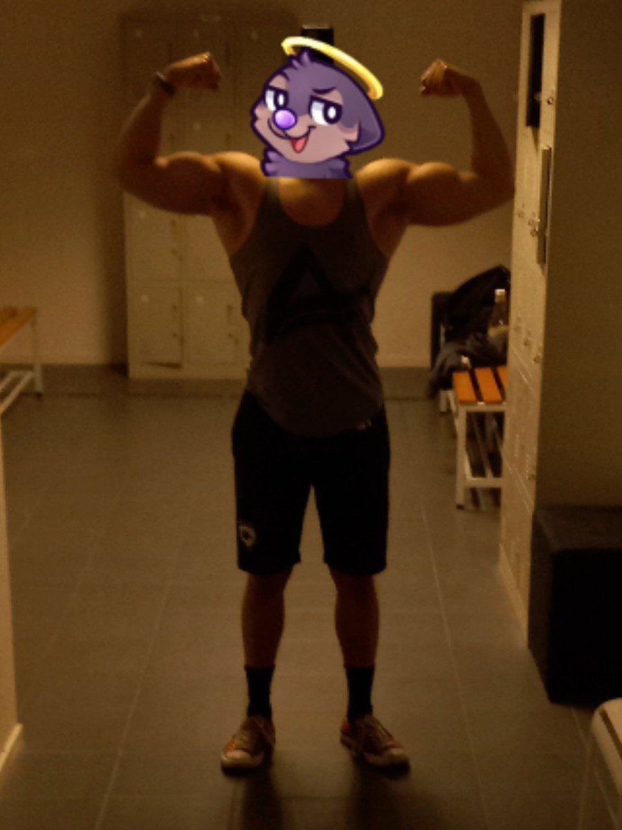pierrot901's tweet photo. Physique update 😈
Hmmm... I should take a pic with my fursuit https://t.co/3bdlxWCd3t