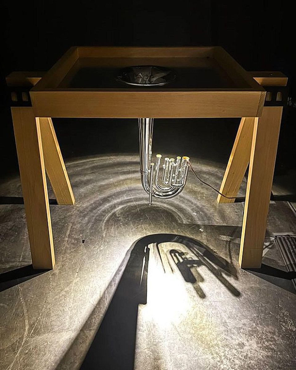 𝙋𝙡𝙖𝙛𝙤𝙣𝙙 𝙙𝙚 𝙘𝙧𝙞𝙨𝙩𝙖𝙡 de Myriam Lambert, une œuvre d’art numérique poétique à découvrir à <a href="/Stereoluxnantes/">Stereolux / Scopitone</a>

Grâce au soutien du <a href="/LeCALQ/">Conseil des arts et des lettres du Québec</a>, l'artiste québécoise présente son installation sonore à #Scopitone 2024.

En savoir plus ⤵️
instagram.com/p/DAGFxLMKRjz/