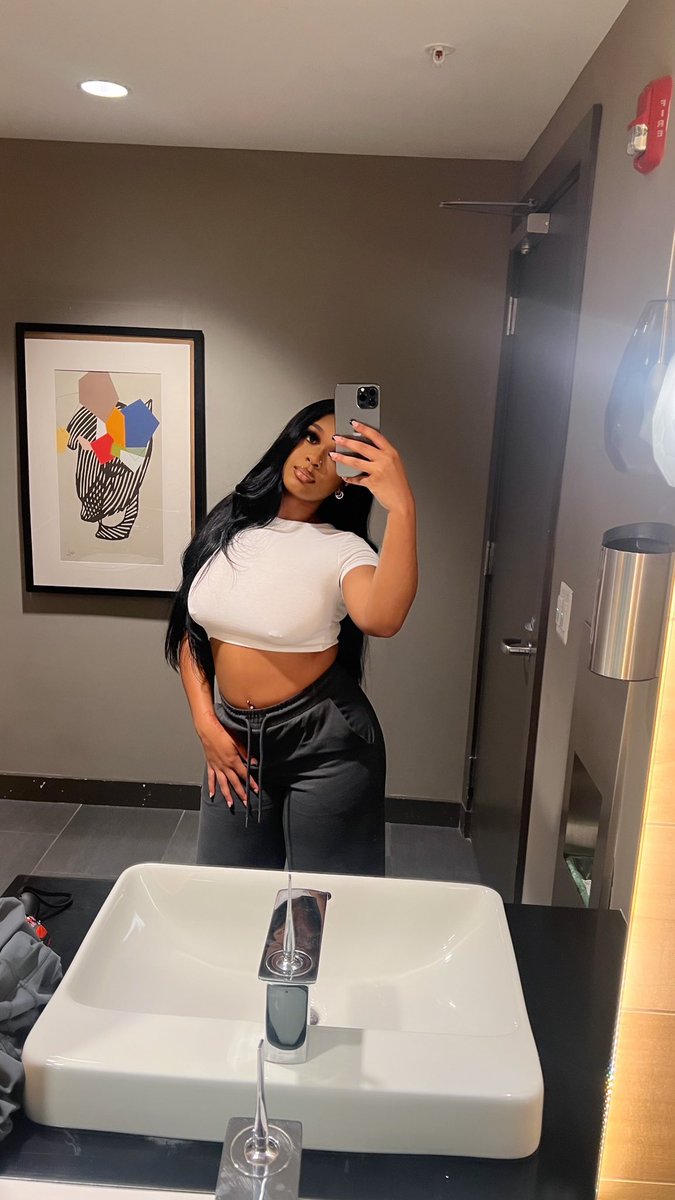 Tri🍒 tweet media