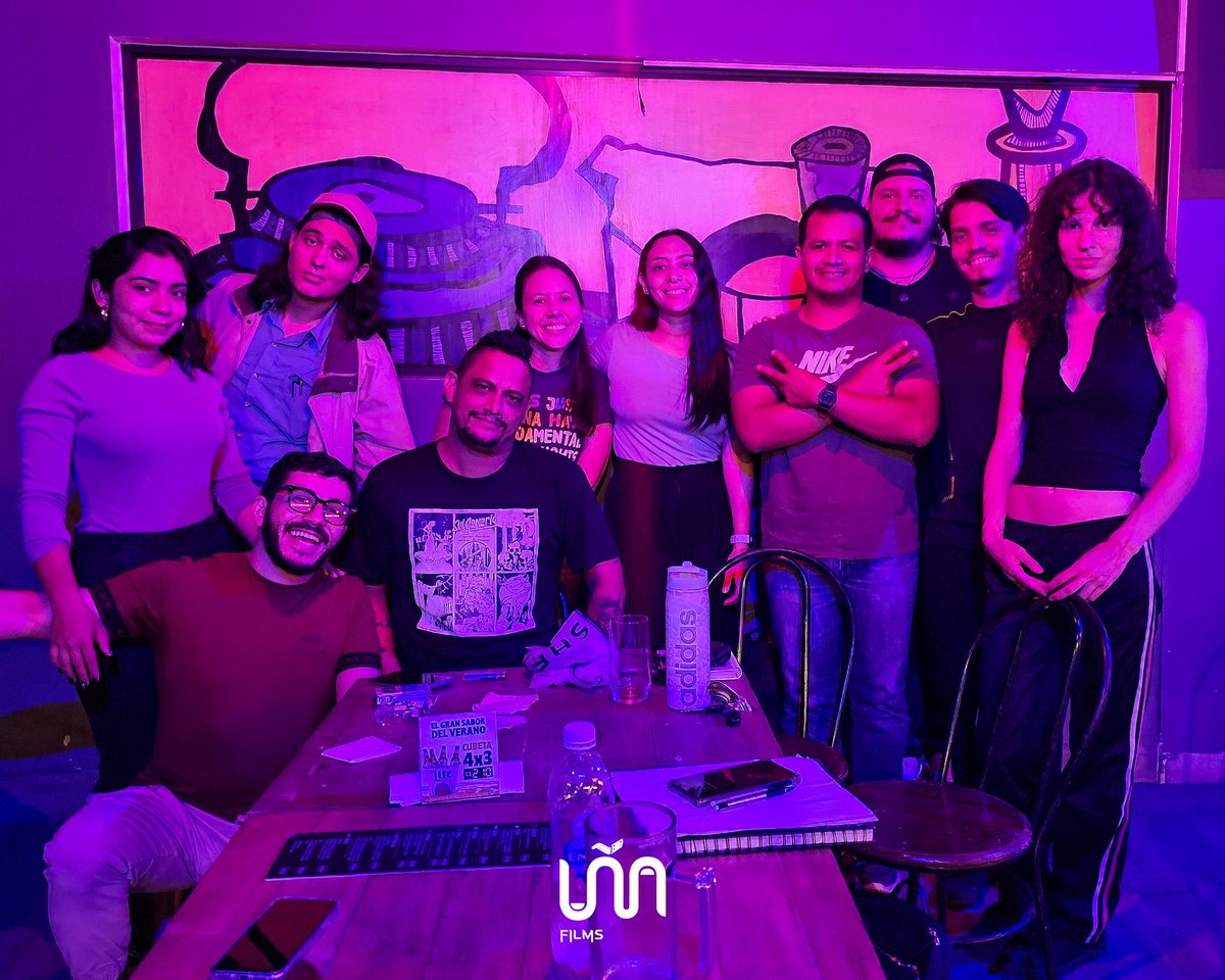 Estamos listos!!

Afinando los últimos detalles...

Se viene nueva filmación 🎬🎥.

#Nicaragua #Cine #UñaFilms