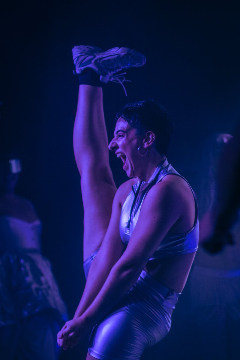 Maruxak <a href="/ZentralPamplona/">Zentral Pamplona</a>  hankaz gora jartzen.