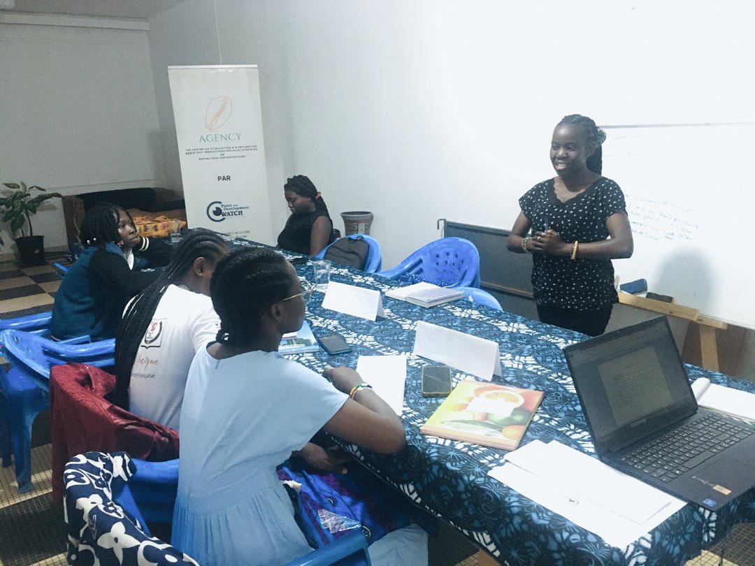 18/09 J'ai eu l'honneur d'être invitée par le cabinet Peace &amp; Development Watch, fondé par Kessy Ekomo, modèle pour les jeunes femmes dans l'entrepreneuriat. Lors de cette rencontre, nous avons discuté des femmes leaders centrafricaines ayant marqué l'entrepreneuriat.