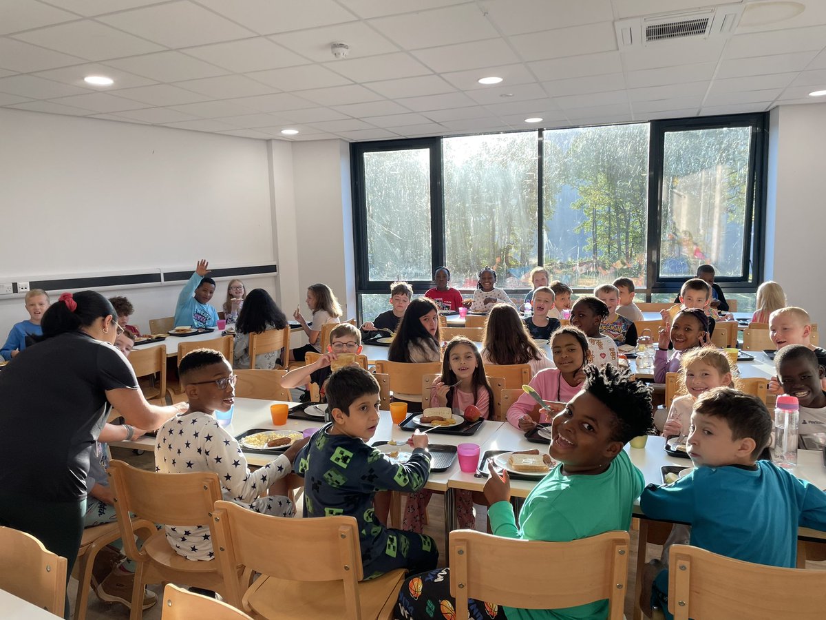 @mrscottom tweet media