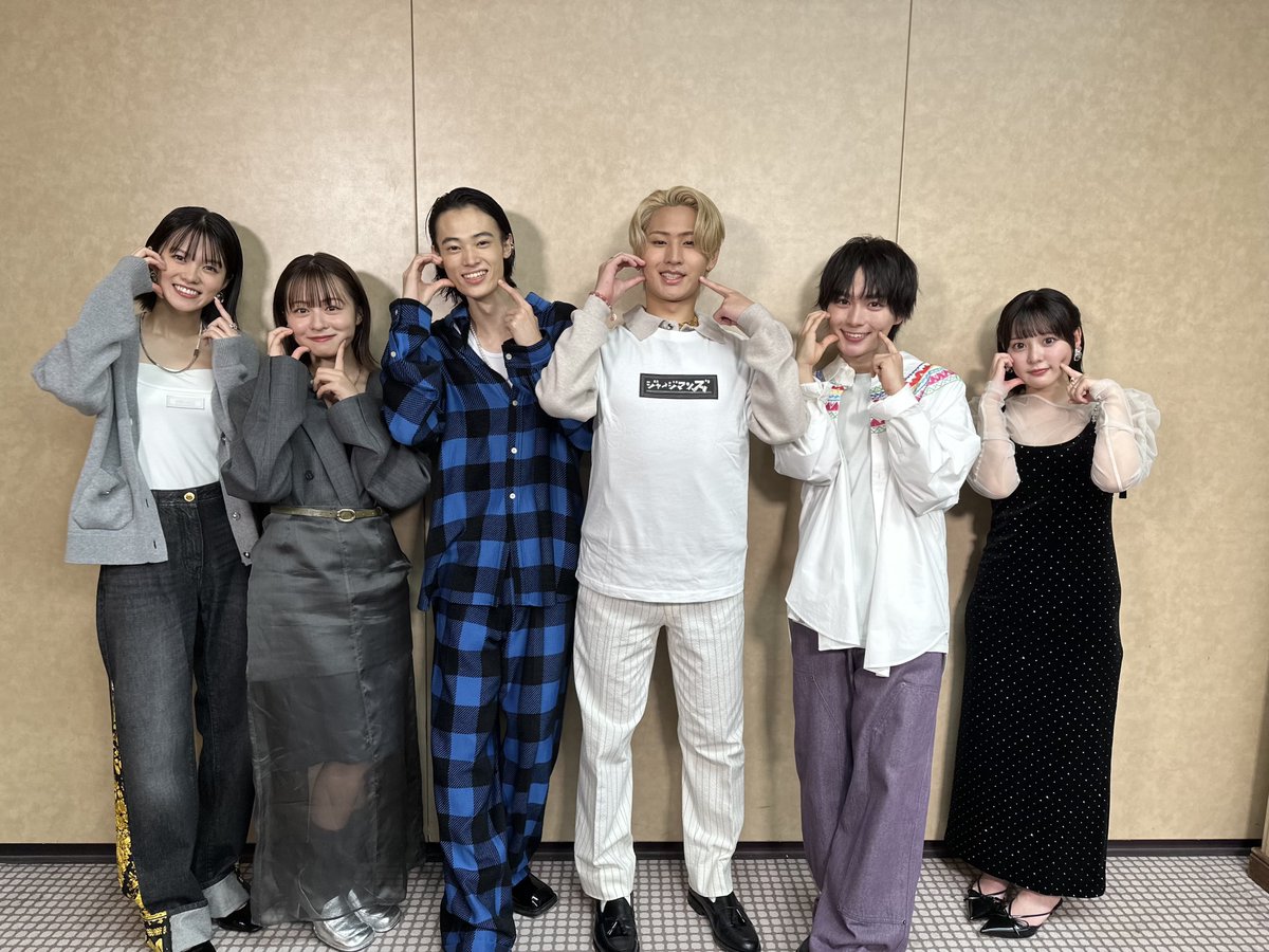 💚𓂃𓈒𓏸𝙷𝚊𝚙𝚙𝚢 𝙱𝚒𝚛𝚝𝚑𝚍𝚊𝚢𓂃𓈒𓏸💚
#猪狩蒼弥 さん🎂✨

本日9/20は
猪狩さん22歳のお誕生日🎉
おめでとうございます✨

先日の恋僕大感謝祭にて
恋僕メンバーからサプライズが🎁💓

素敵な1年になりますように！

#恋を知らない僕たちは

#恋僕
#猪狩蒼弥誕生祭2024
#ジャージマンズ