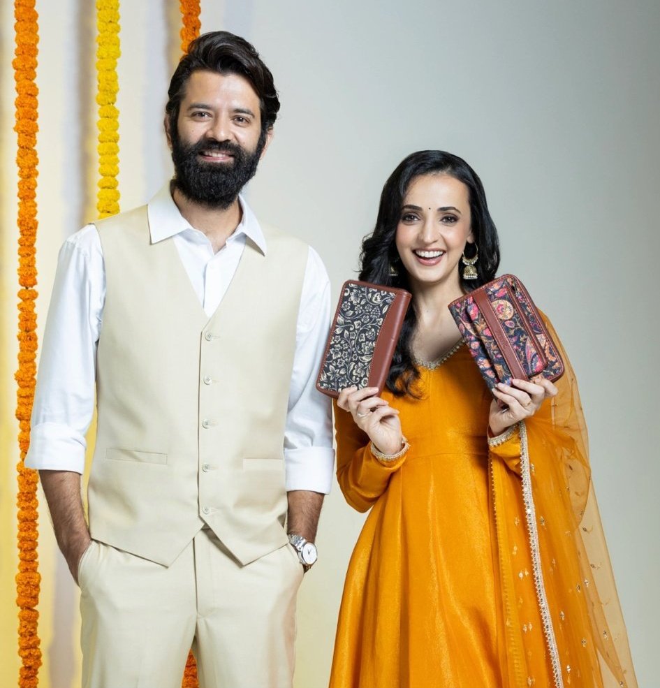 Sanaya Irani Daily tweet media