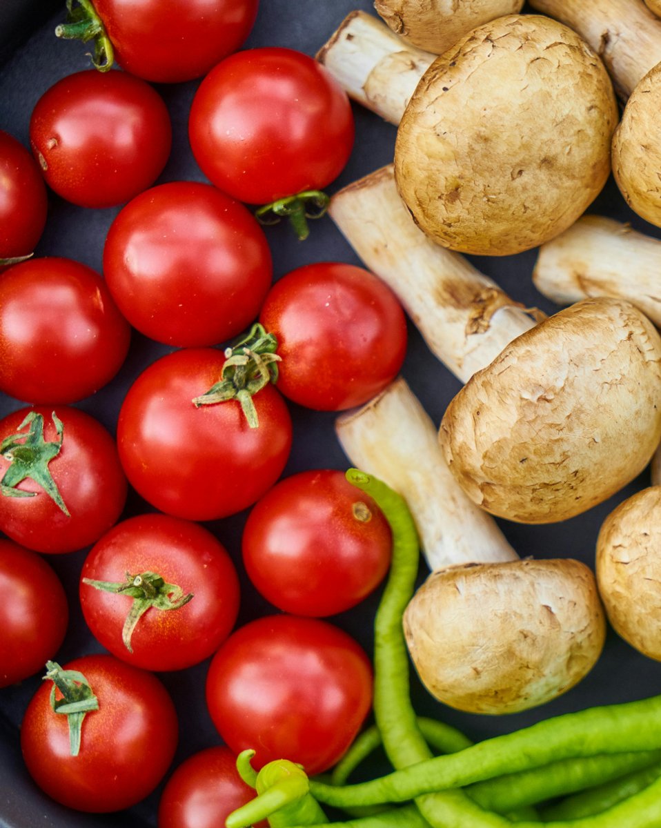 DigitalMar90543's tweet photo. Fresh produce!
#veggiesss #we2 https://t.co/8Ihg9JcLcR