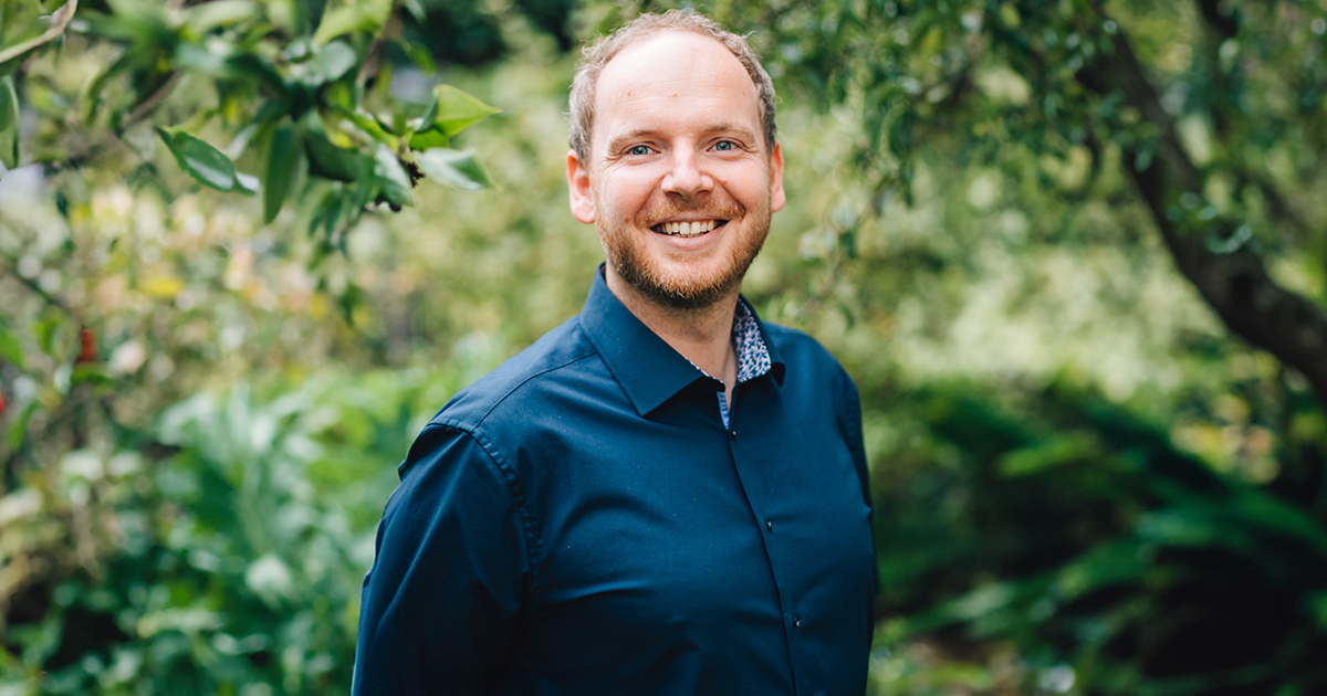 🚀And there he goes! HPI-Postcoc Pascal Lenzner wird Professor in Augsburg und leitet dort ab WS 2024/25 den Lehrstuhl für Theoretische #Informatik. Was für ein Schritt - Gratulation &amp; Danke für den Talk über Herzensthemen und irre Traditionen.

🔗hpi.de/news/jahrgaeng…